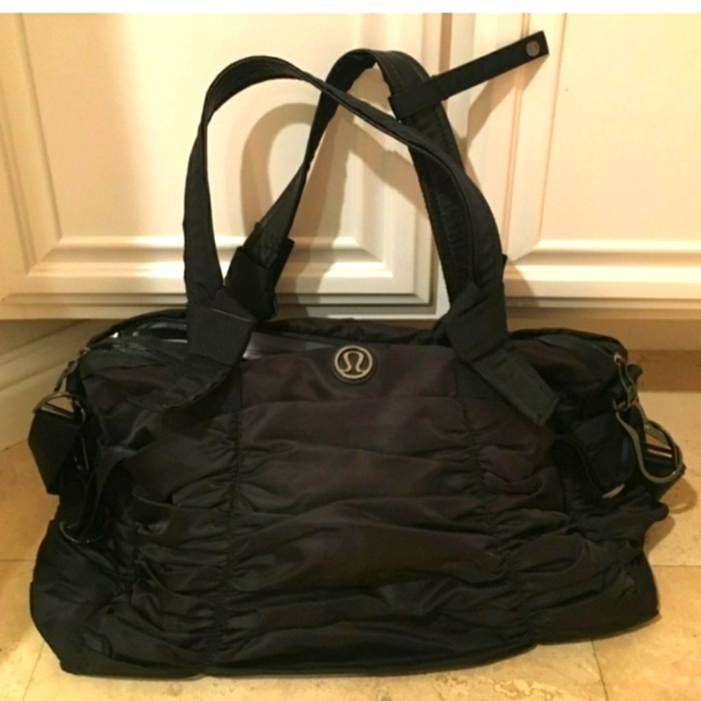 Lululemon gym dufflebag